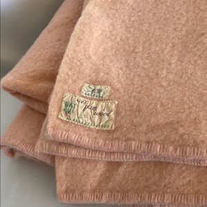 Simpsons Pure English Wool Vintage Soft Pink/Peach Blanket